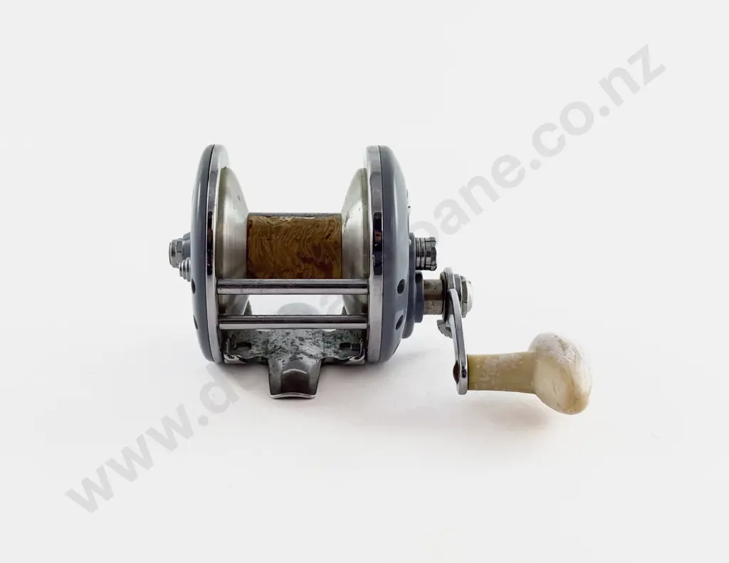 Ocean City 949 & Record No 1300 Spinning Reels (2) Image 1++