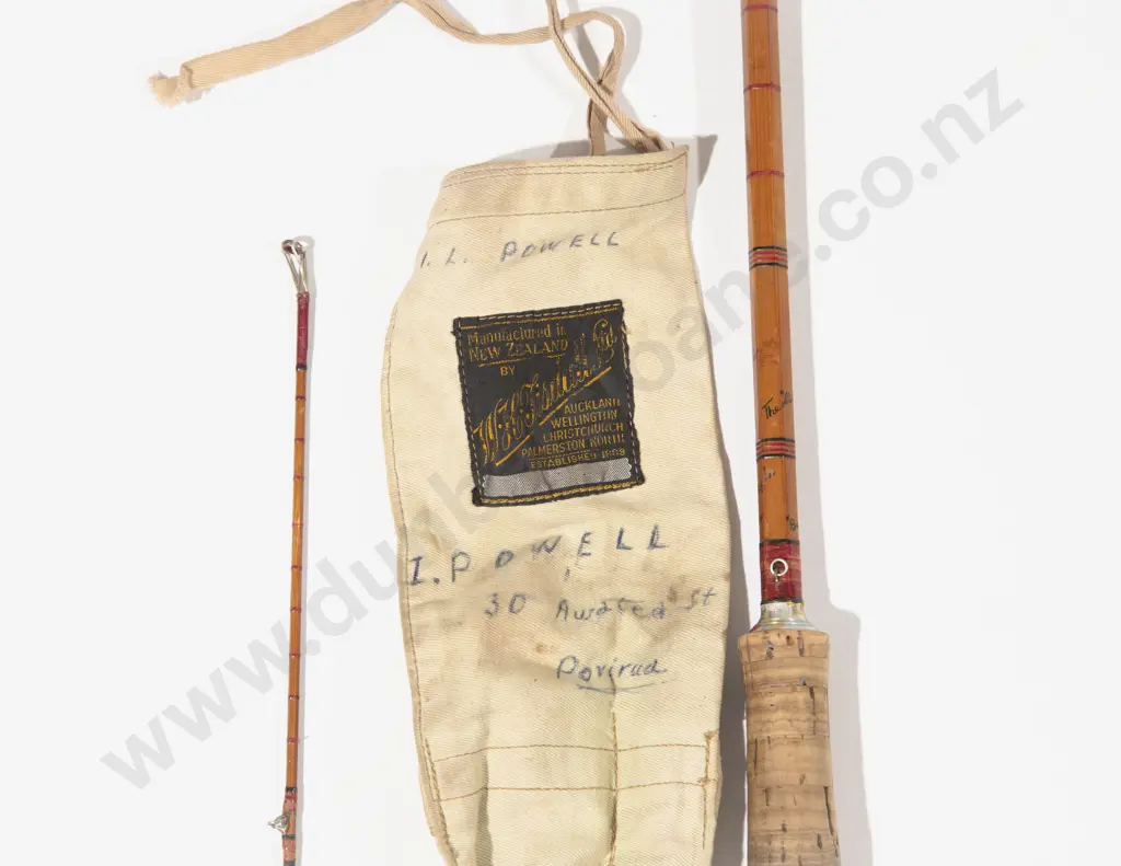 Vintage 2 Piece "The Makuri" 2 Piece Split Cane Fly Rod by W H Tisdall NZ Image 1++