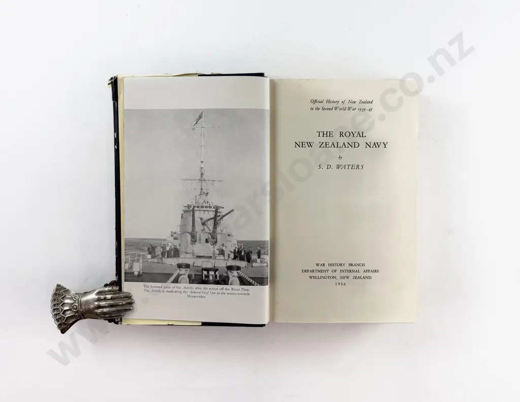 Waters S D - The Royal New Zealand Navy Image 1++