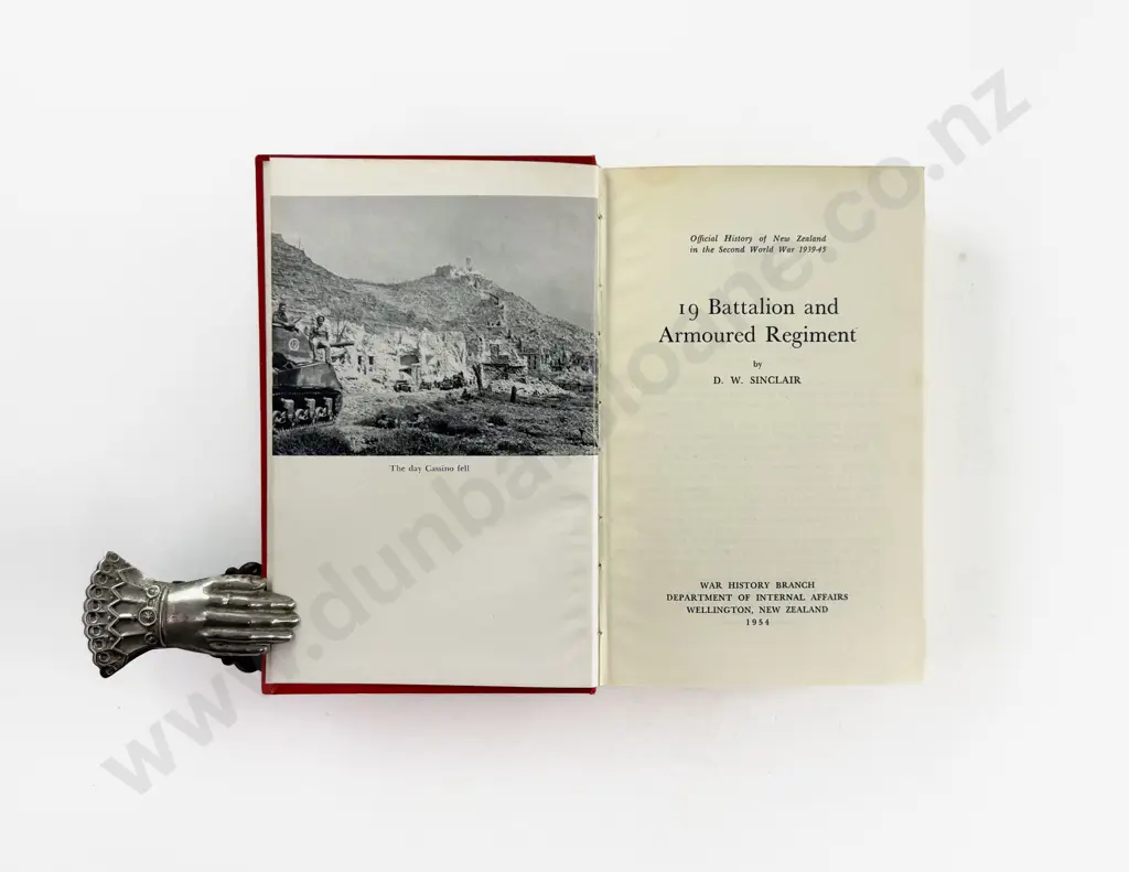 Sinclair D W - 19 Battalion and Armoured Regiment Image 1++