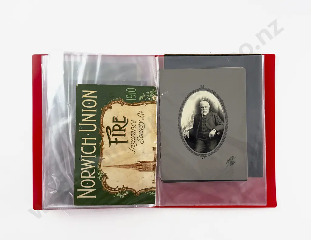 An Album Of 19 Vintage Black & White & Sepia Portrait Photographs Image 1++