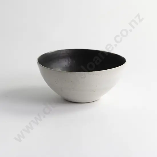 Lucie Rie Stoneware Bowl