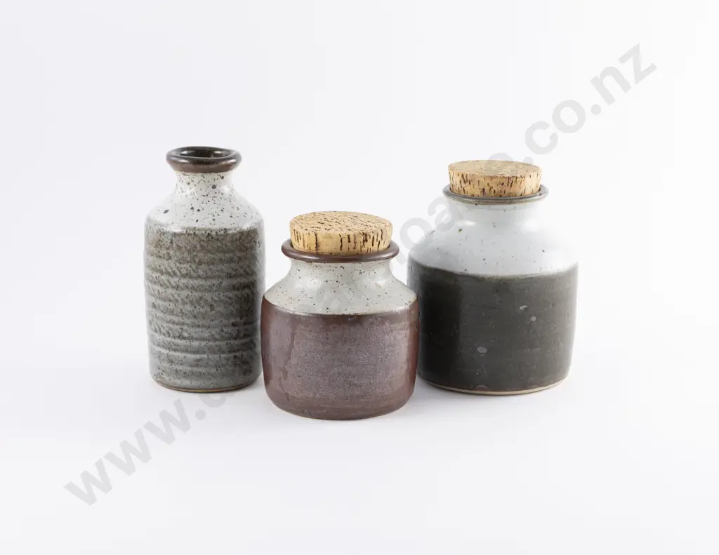 Two Len Castle Herb Jars & Bottle Image 1++