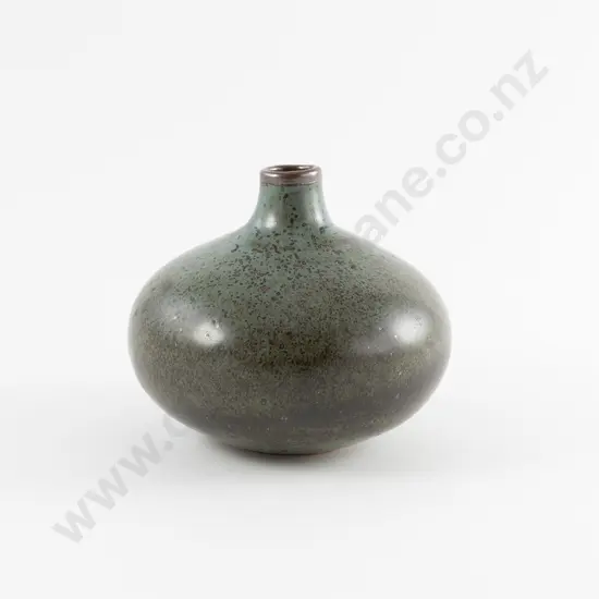 Len Castle Compressed Ovoid Vase