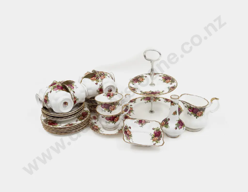 Quantity of Royal Albert "Old Country Roses" Tea China Image 1++