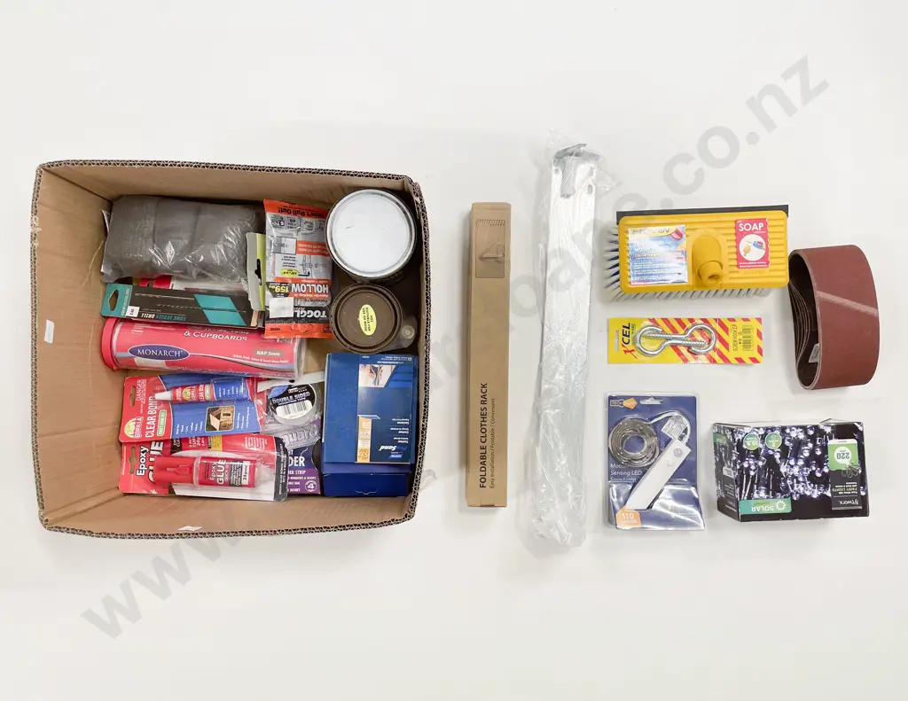 Quantity of Assorted DIY Accessories Image 1++