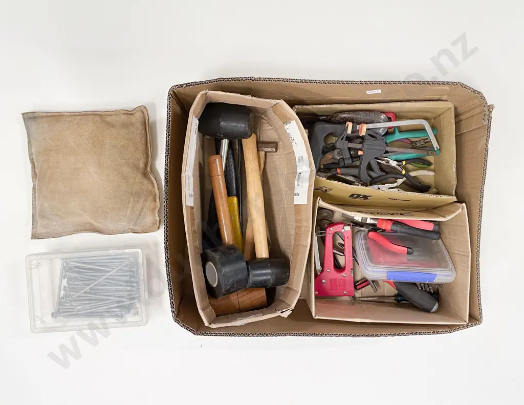 Quantity of Assorted Tools etc Image 1++