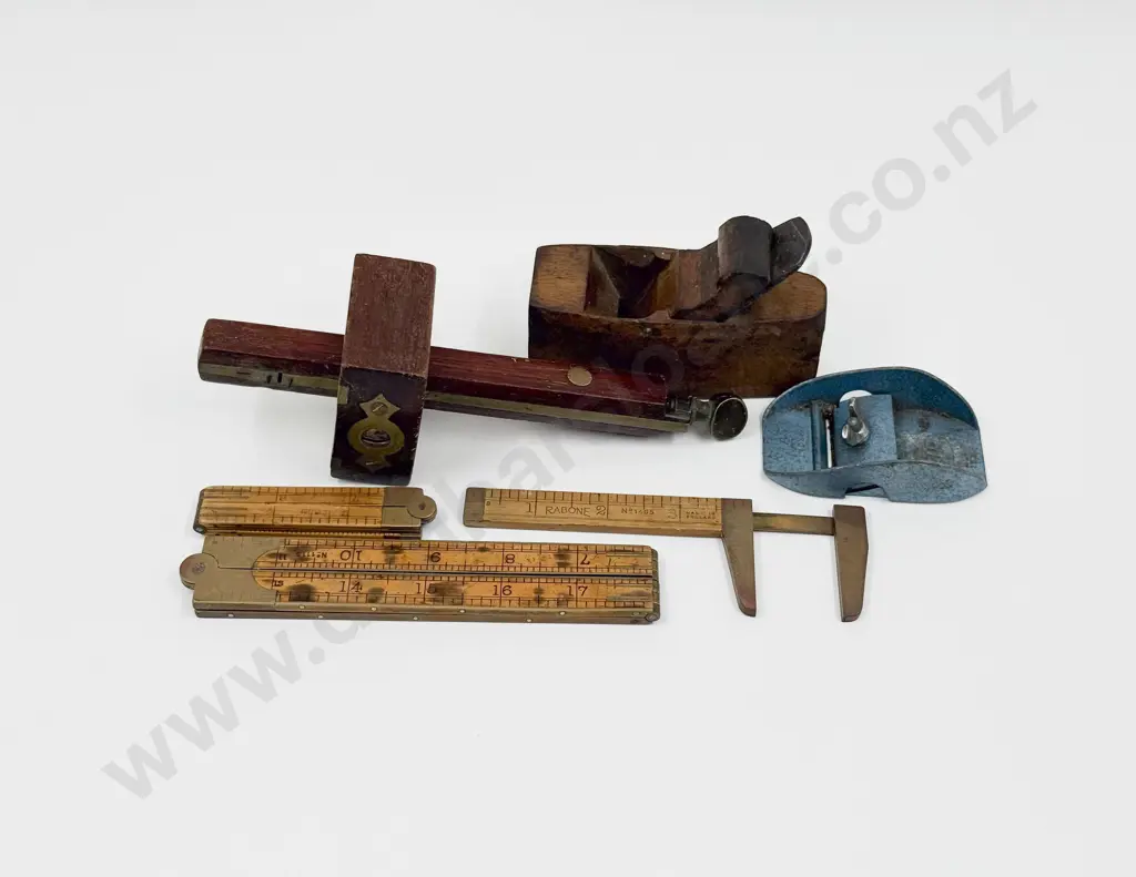 Small Quantity of Assorted Vintage incl Small Planes & Scriber etc Image 1++