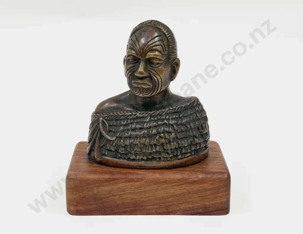 Bronze Bust of Maori Man on Wooden Base Image 1++