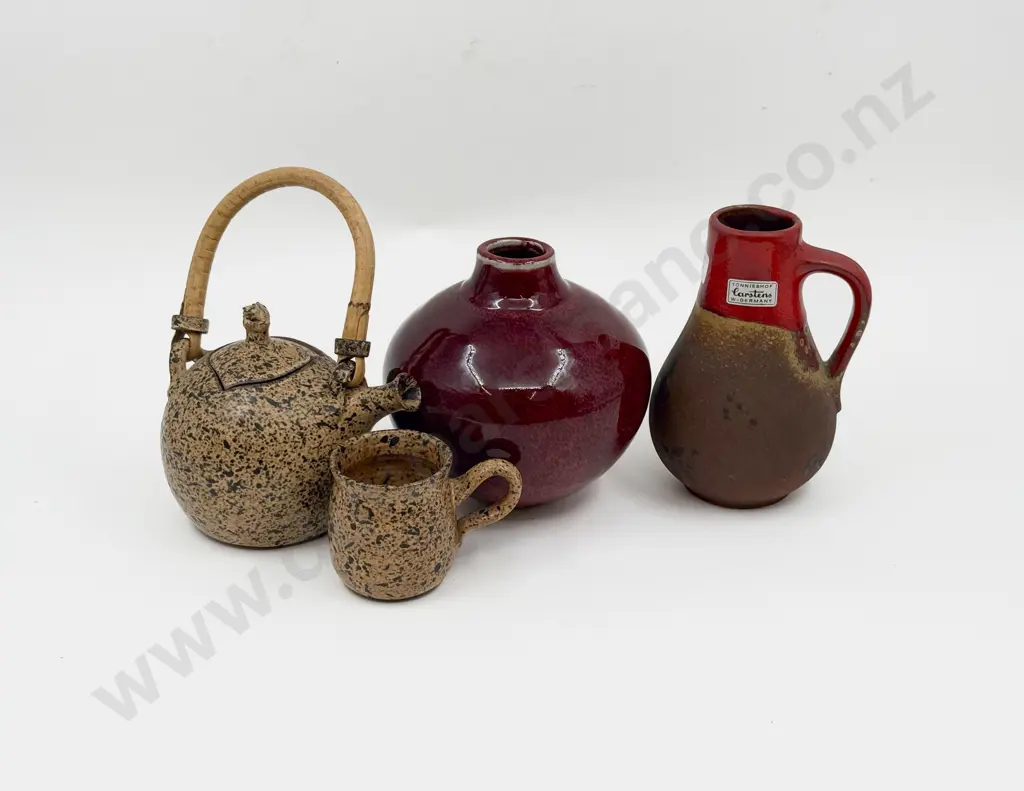 Small Quantity of Assorted Pottery & Stoneware together with Campbell Heagen Vase Image 1++