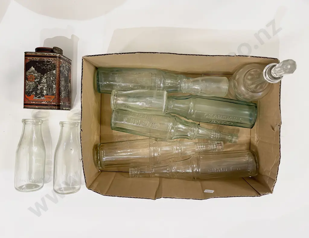 Quantity of Assorted Vintage Glass Bottles etc Image 1++