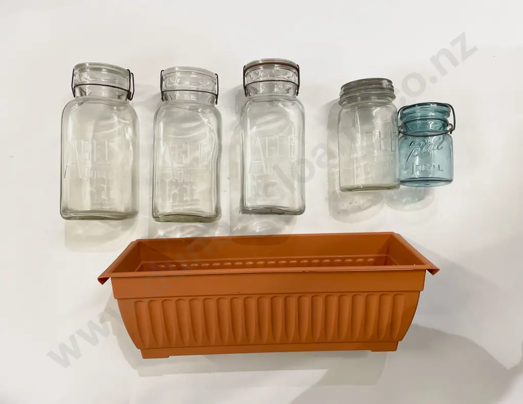 Five Assorted Vintage Glass Preserving Jars etc Image 1++