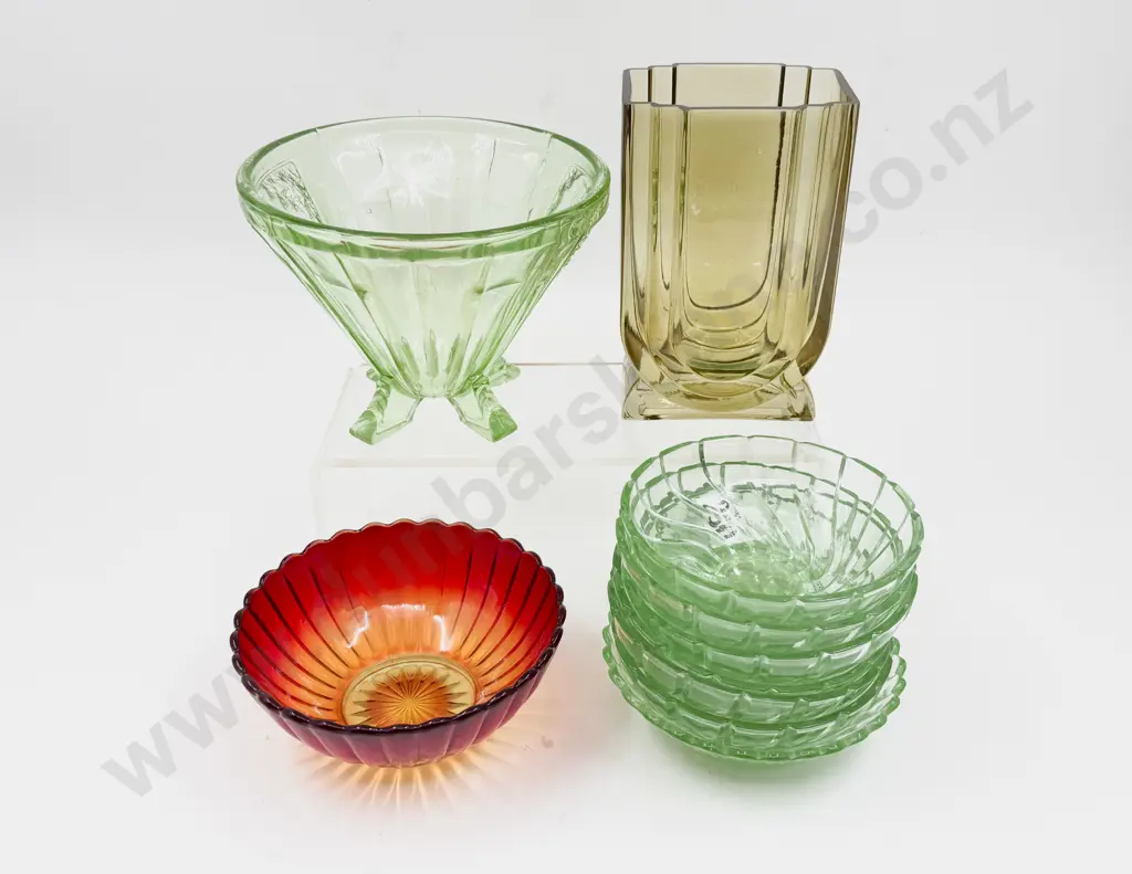 Quantity of Assorted Pressed Glass Ware Image 1++