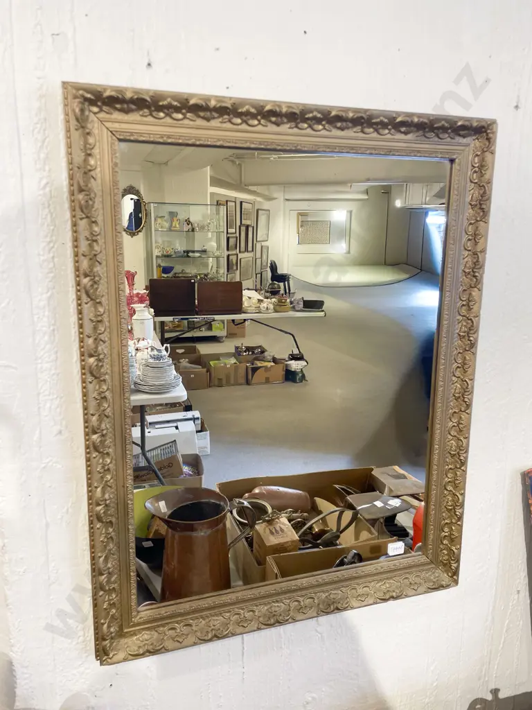 Gilt Framed Wall Mirror Image 1++
