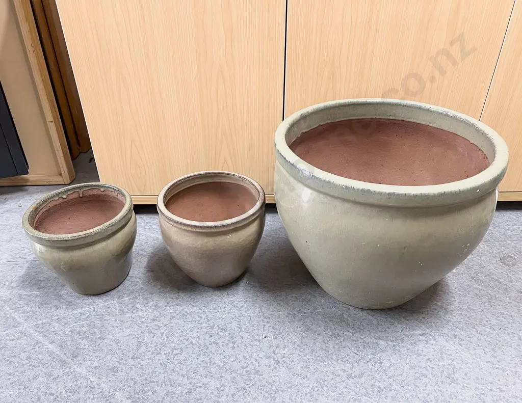Glazed Garden Planter and Pair of Smaller Examples Image 1++
