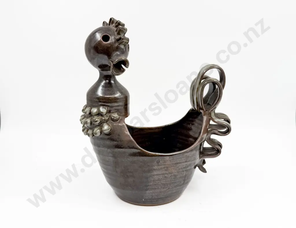 Barry Doyle Rooster Figure Fruit Bowl Image 1++