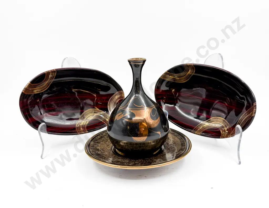 Peter Collis Plate & Vase & Two Others Image 1++