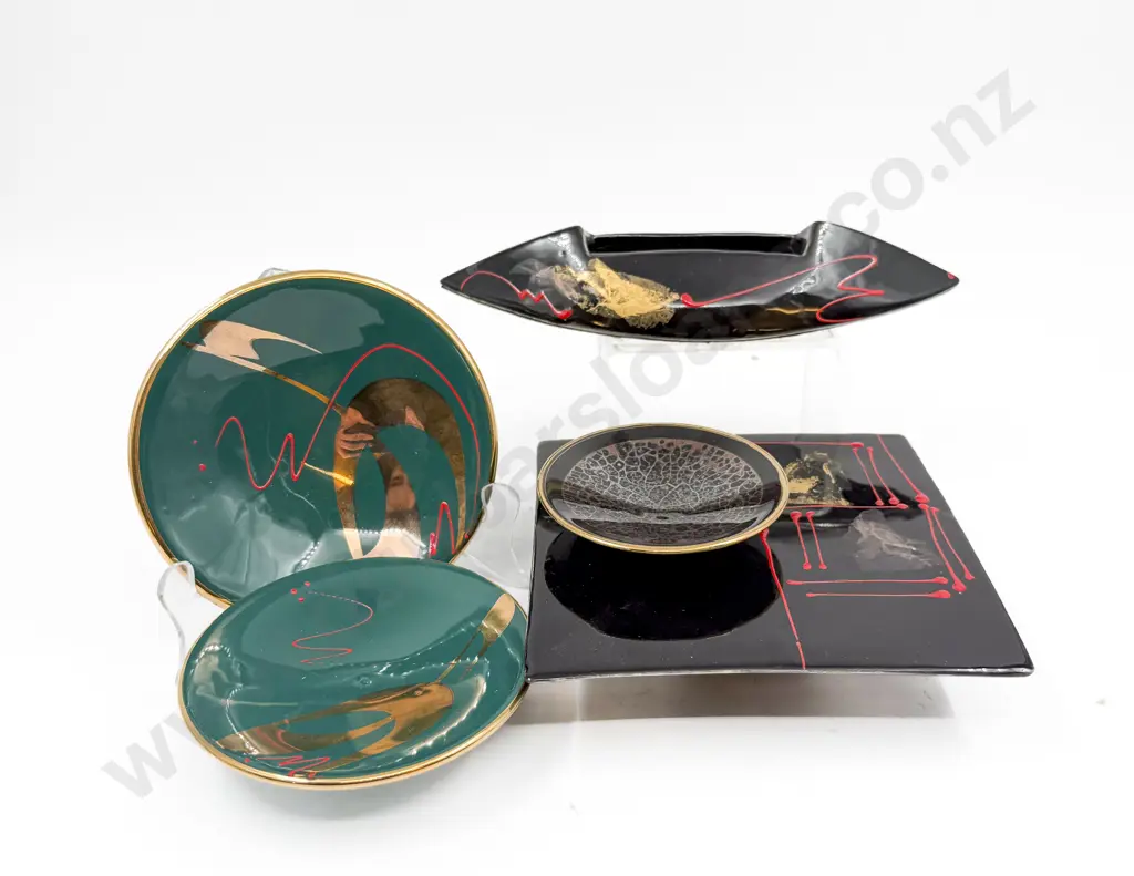 Five Pieces Peter Collis Pottery Image 1++