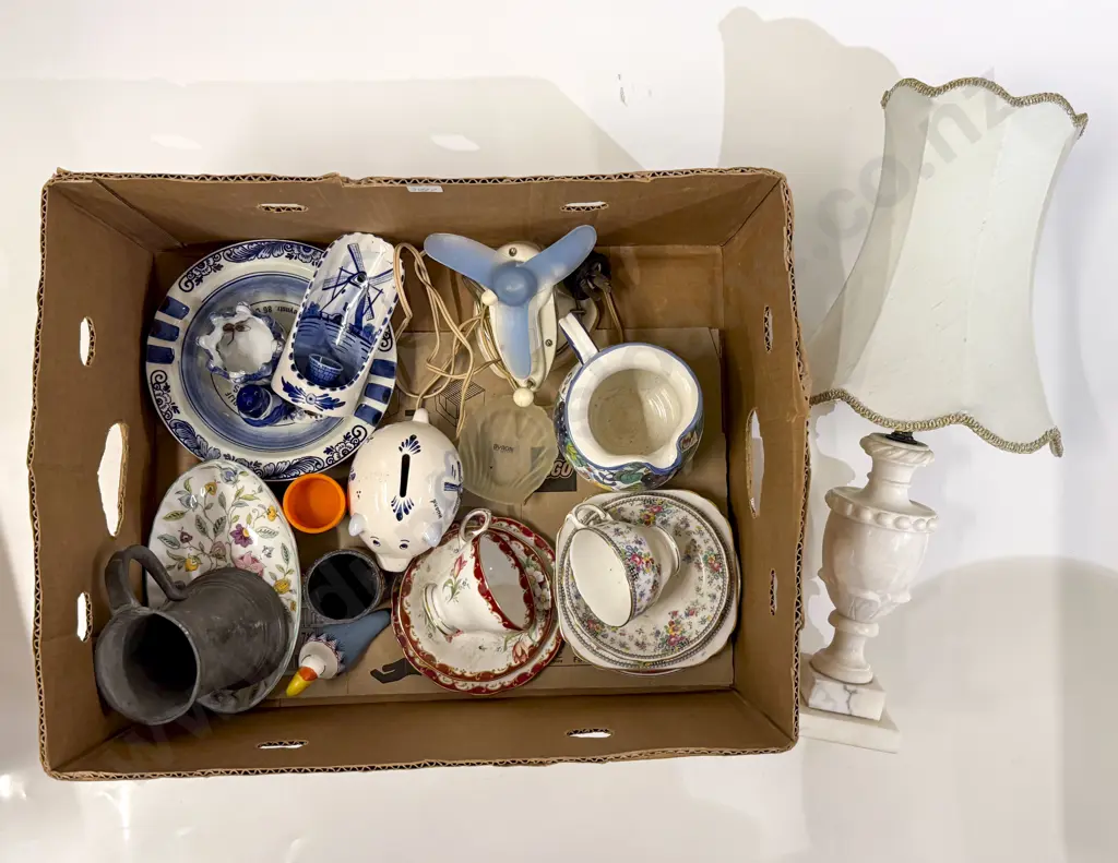 Box with Mixed China Lamps Pewter Tankard etc Image 1++