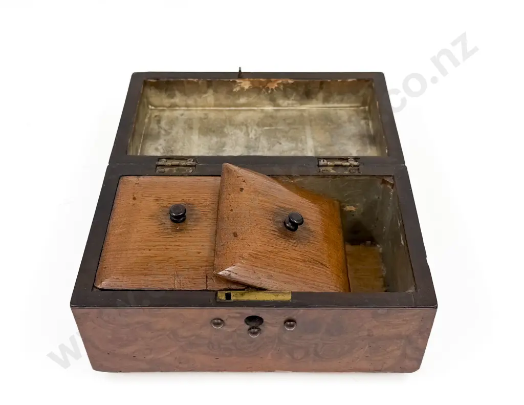 Victorian Walnut Tea Caddy Image 1++