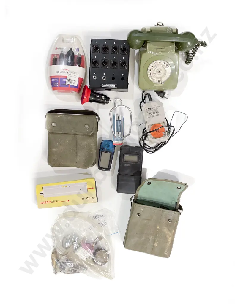 Quantity of Electrical Gear & Vintage Phone Image 1++