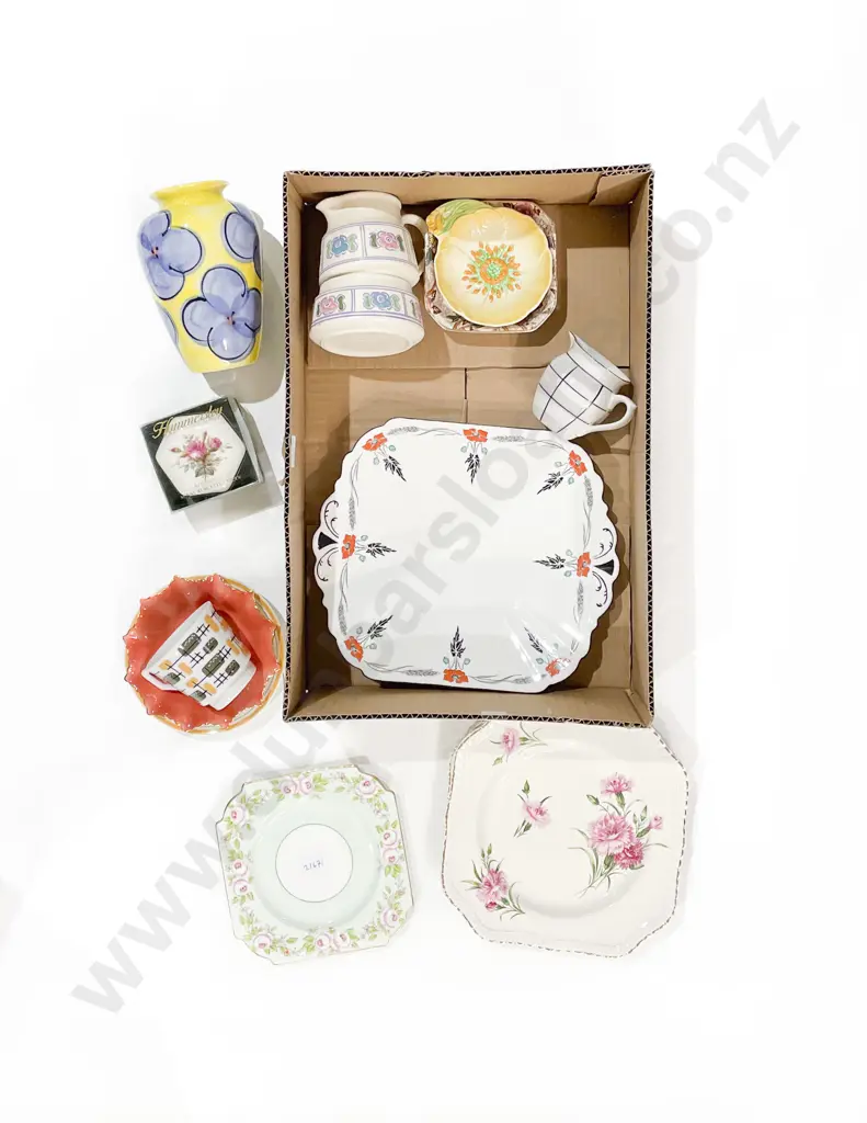 Honiton Sugar & Cream and Assorted Fancy China Image 1++
