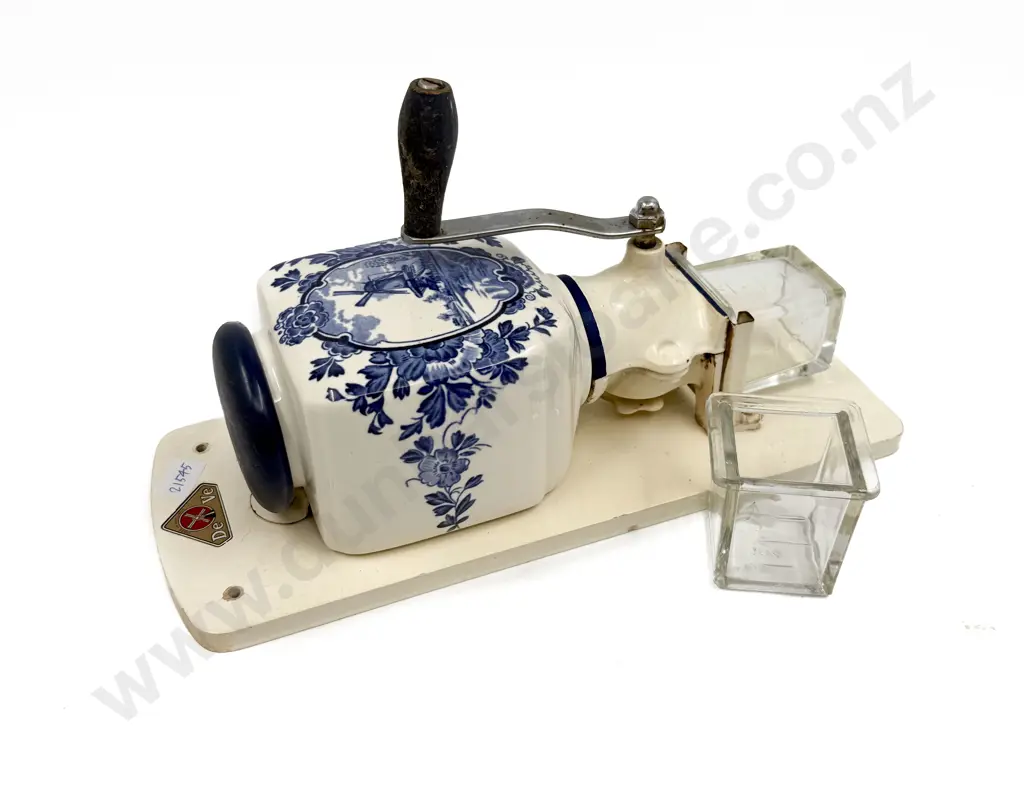 Wall Mounted Coffee Grinder Image 1++