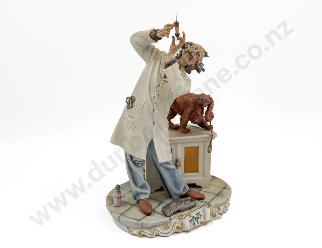 The Leonardo Collection Porcelain Figure Image 1++