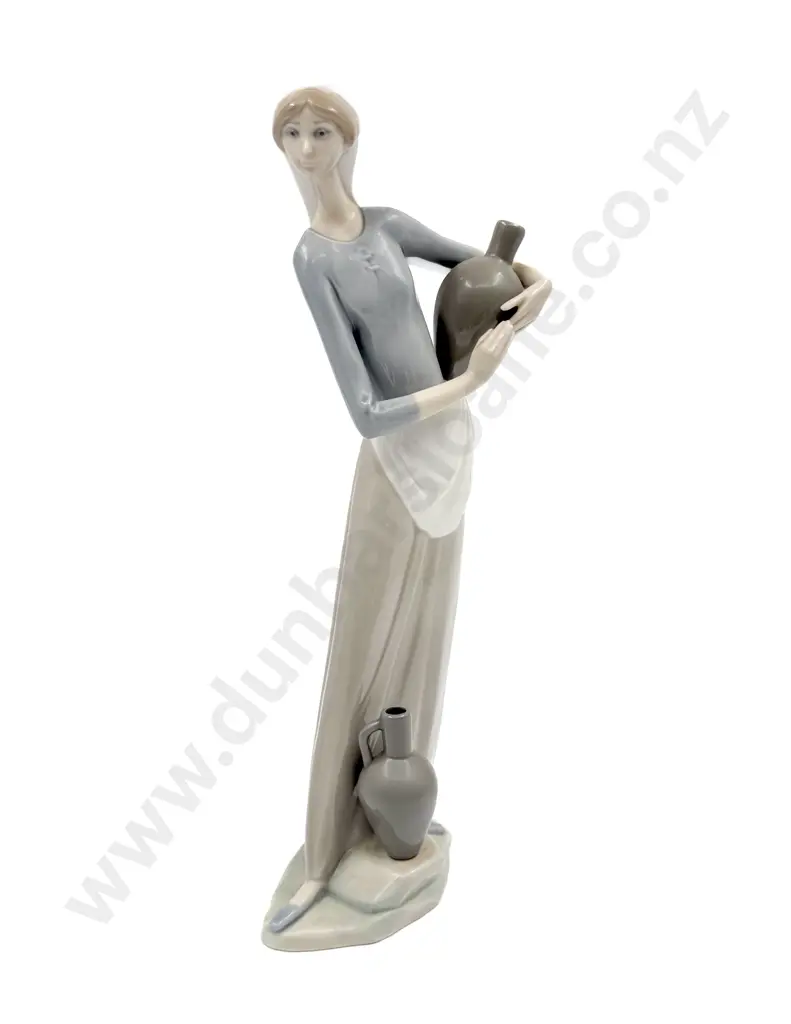 Lladro Figure of Young Girl with Amphoras Image 1++