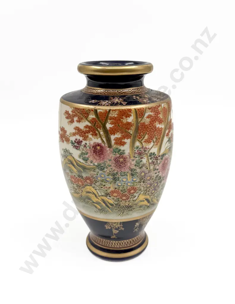 Modern Satsuma Vase Image 1++