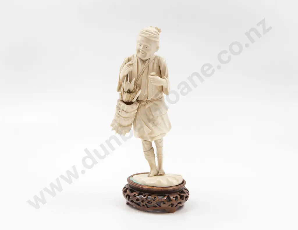 Carved Ivory Sectional Figure of A Woodsman (Possibly Missing Pipe) Image 1++