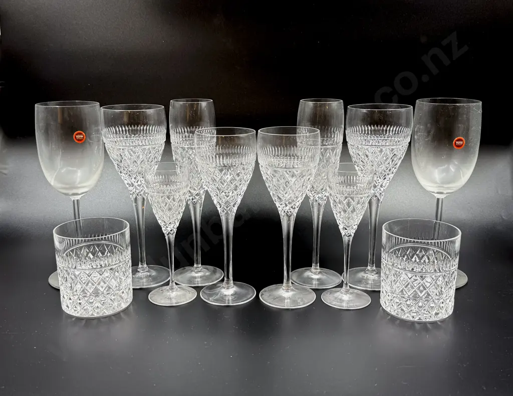 Suite of DaVinci Crystal Tumblers & Stemmed Ware Image 1++