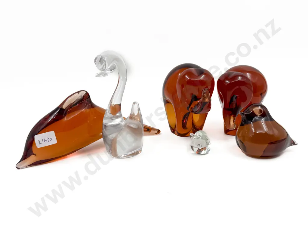 Six Mid C20th Art Glass Figures - Faults Image 1++