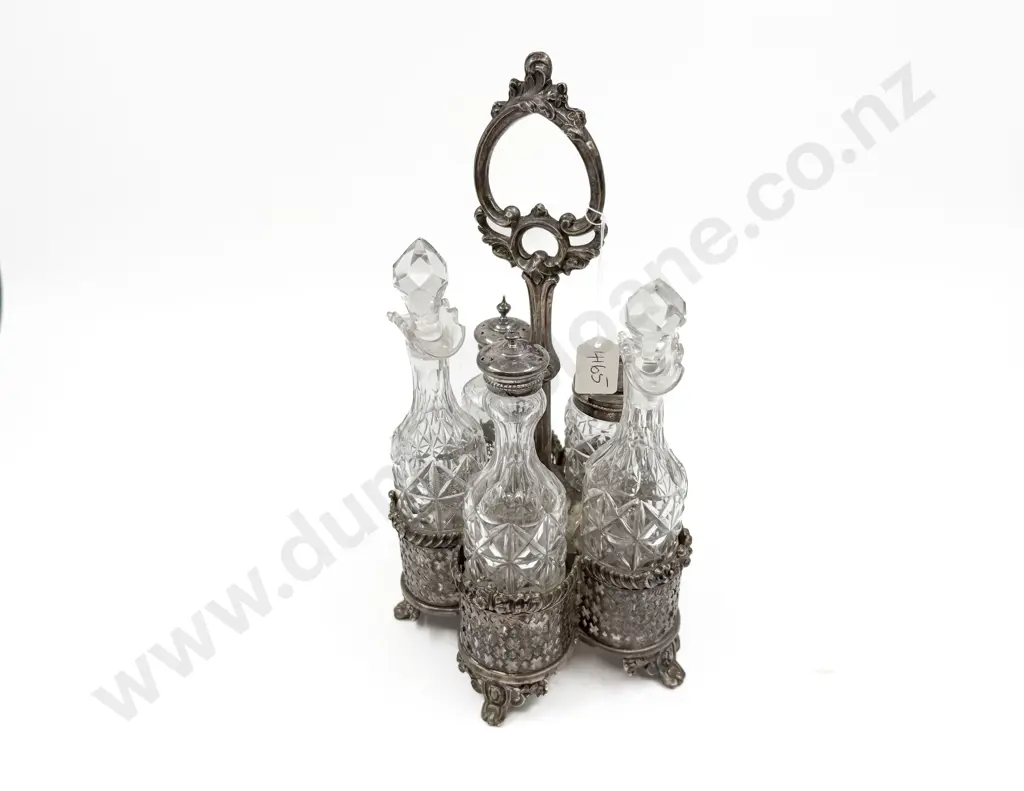 Crystal Condiment Set in S/P Stand Image 1++