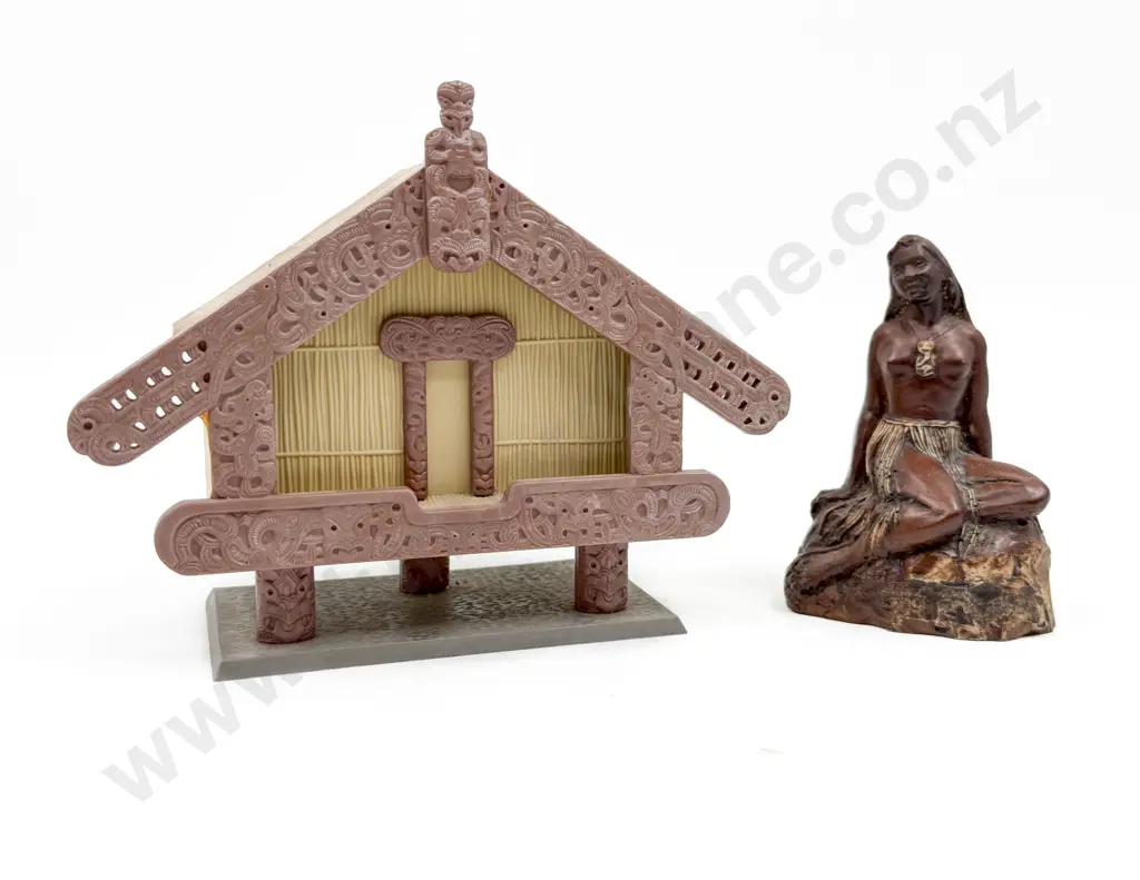 Resin Pania of the Reef Figure & Plastic Money Box Image 1++