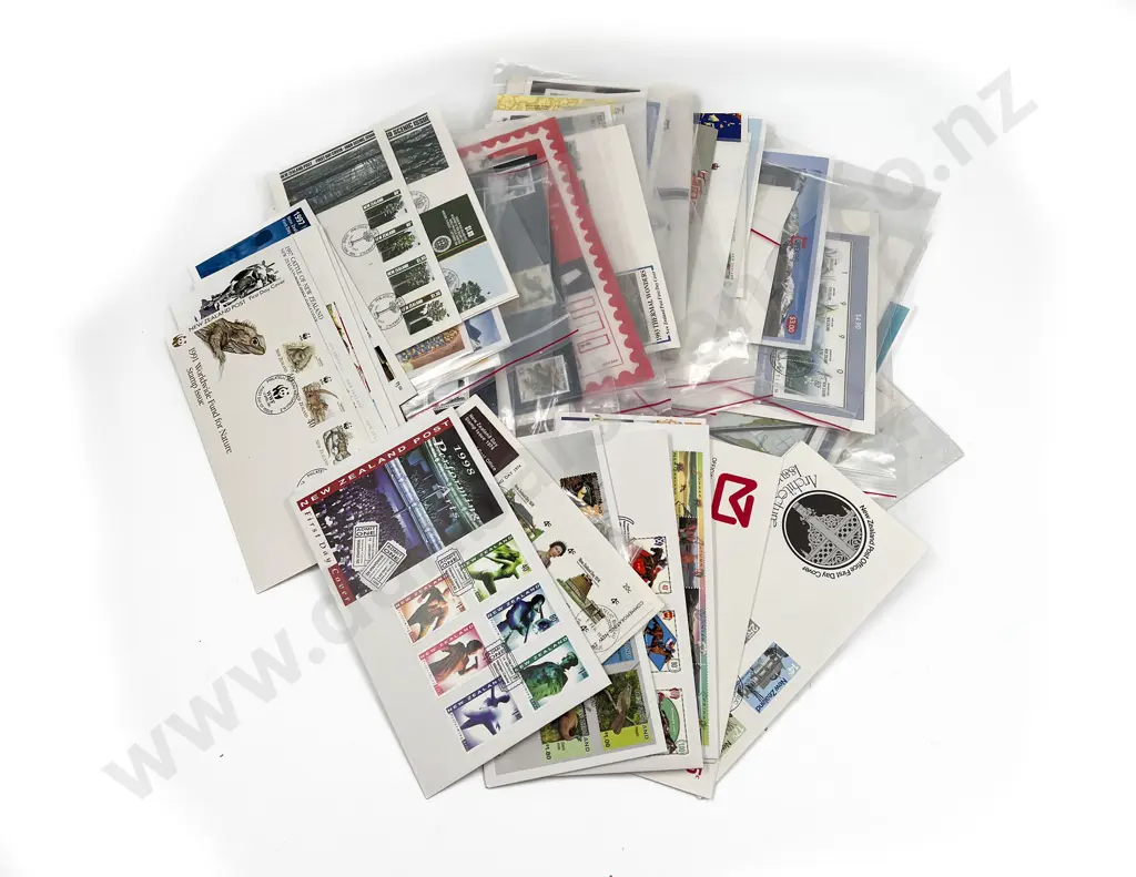 Quantity Mainly NZ First Day Covers Image 1++