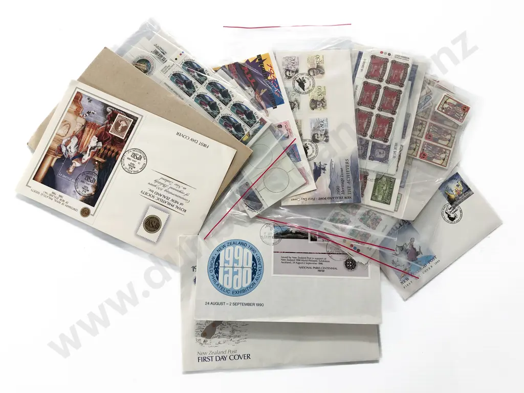 Mainly NZ Unused Mini Sheets First Day Covers Image 1++