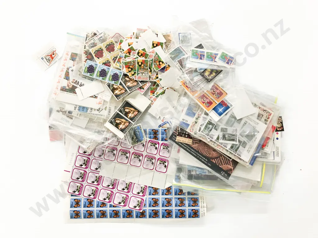 Quantity of Mixed Unused Stamps - Some Blocks Image 1++