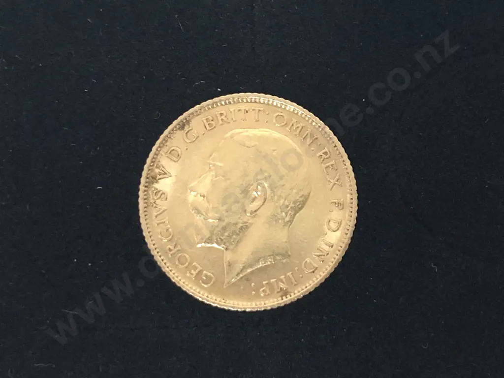 1914 Gold Half Sovereign Image 1++