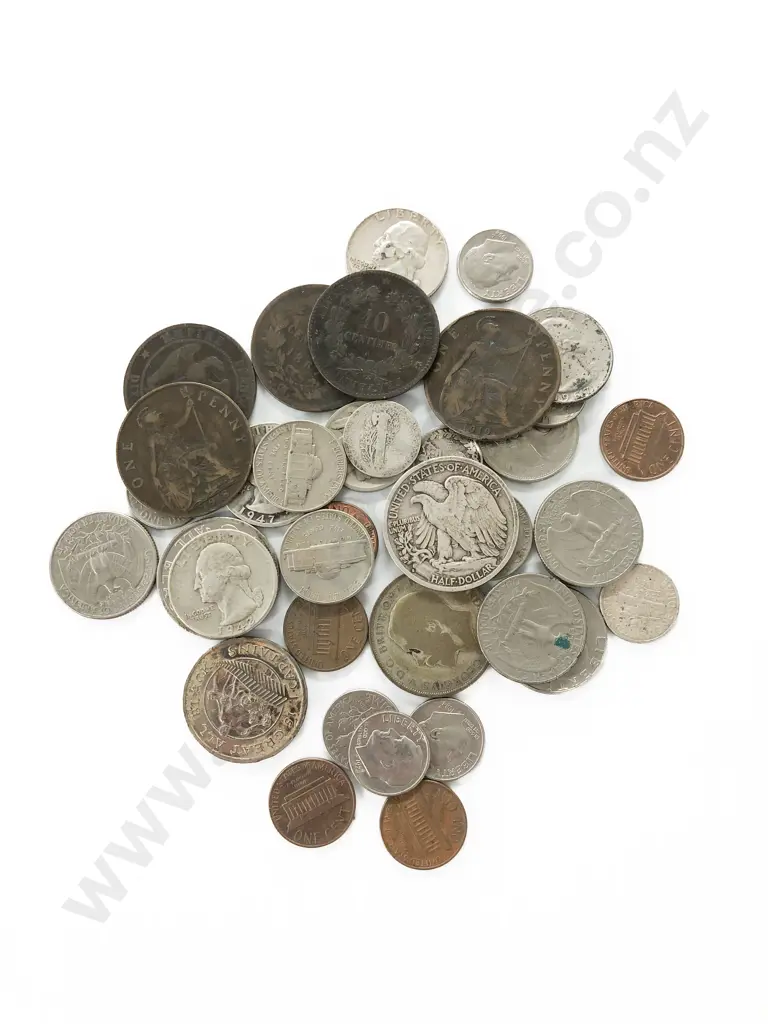Small Quantity US & Other Vintage Coinage Image 1++