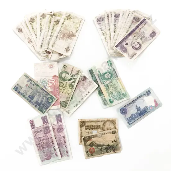 Quantity Used Vintage NZ $1 & $2 Bank Notes with Some World Notes