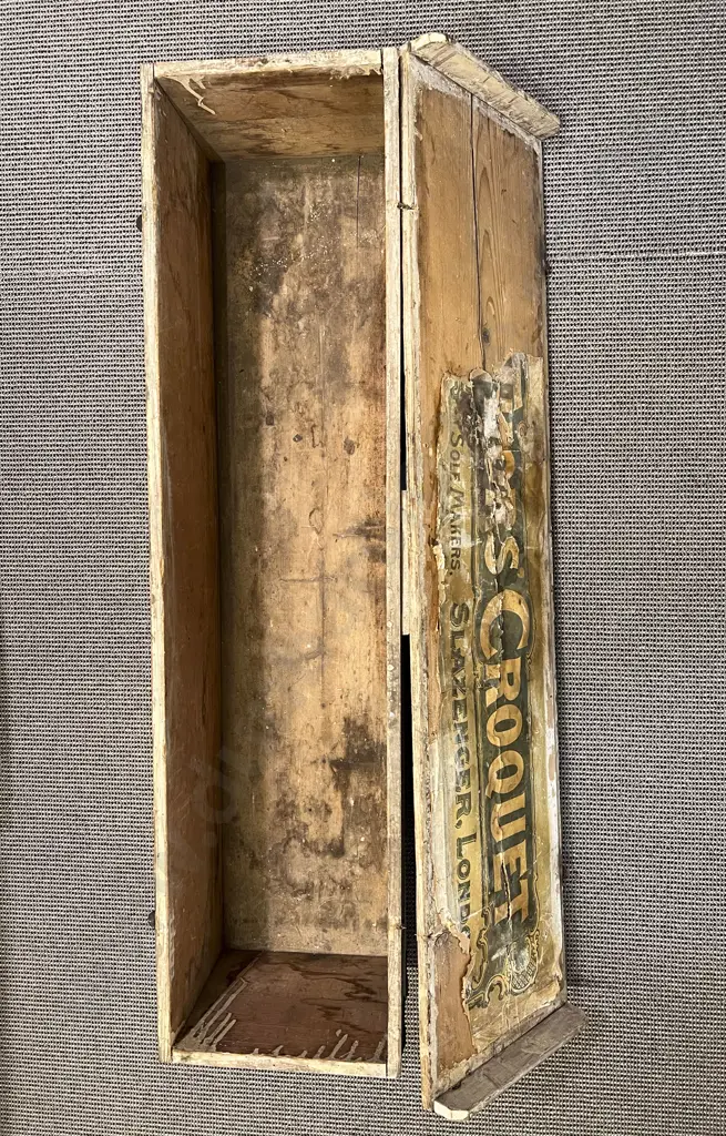 Vintage Croquet Set in Original Case Image 1++