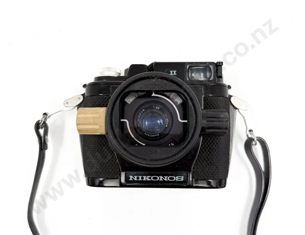 Nikon Nikonons Camera with Nikkor Lens & Various Other Lens Image 1++