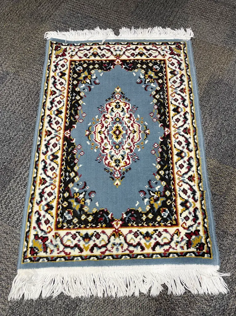 Small Persian Style Mat Image 1++