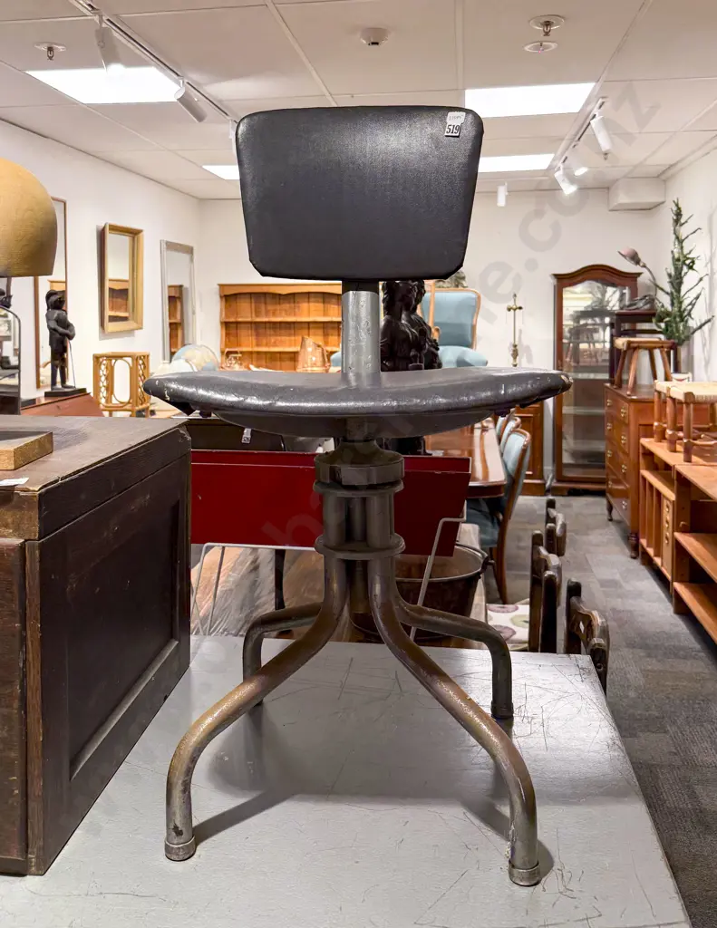 Vintage Metal Office Swivel Chair Image 1++