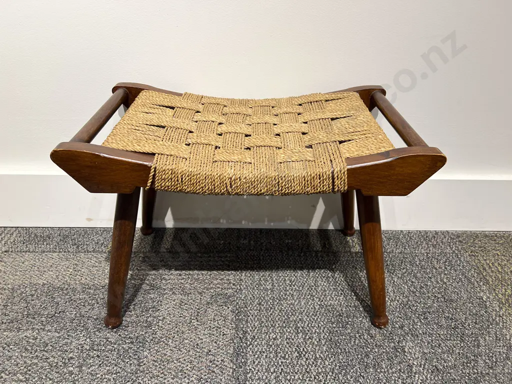 Seagrass Stained Stool Image 1++