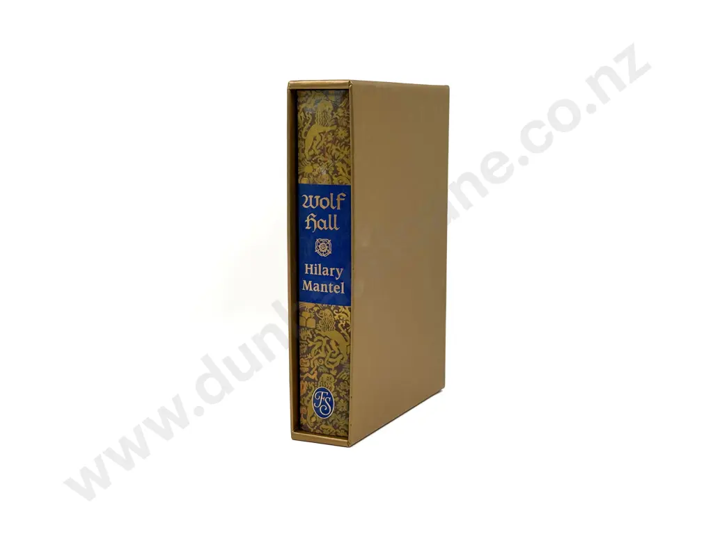 Hilary Mantel - Wolf Hall Image 1++