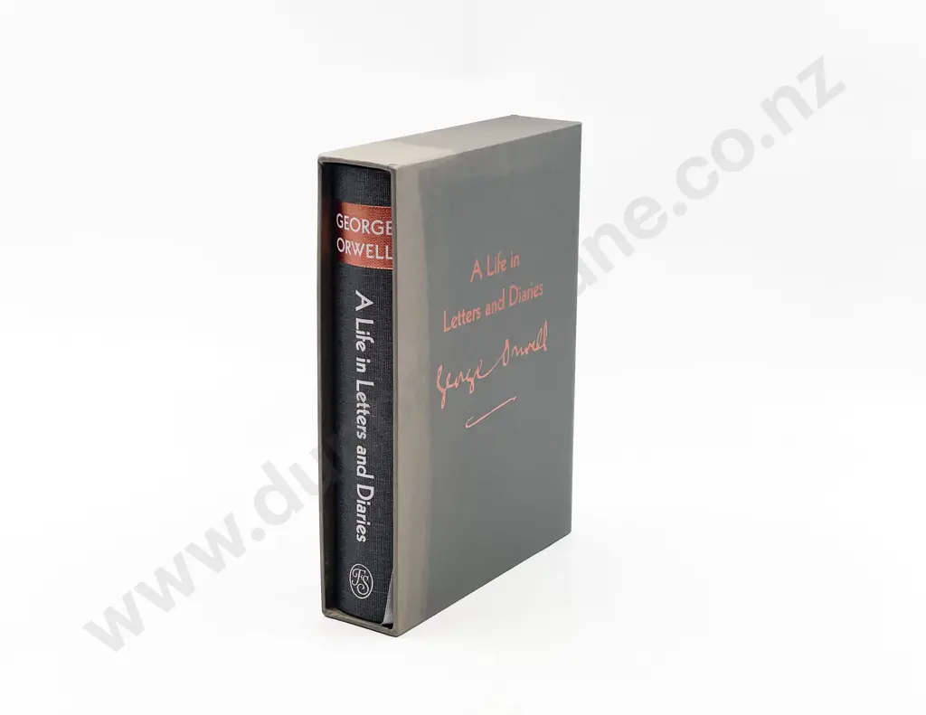 George Orwell - A Life in Letters and Diaries Image 1++
