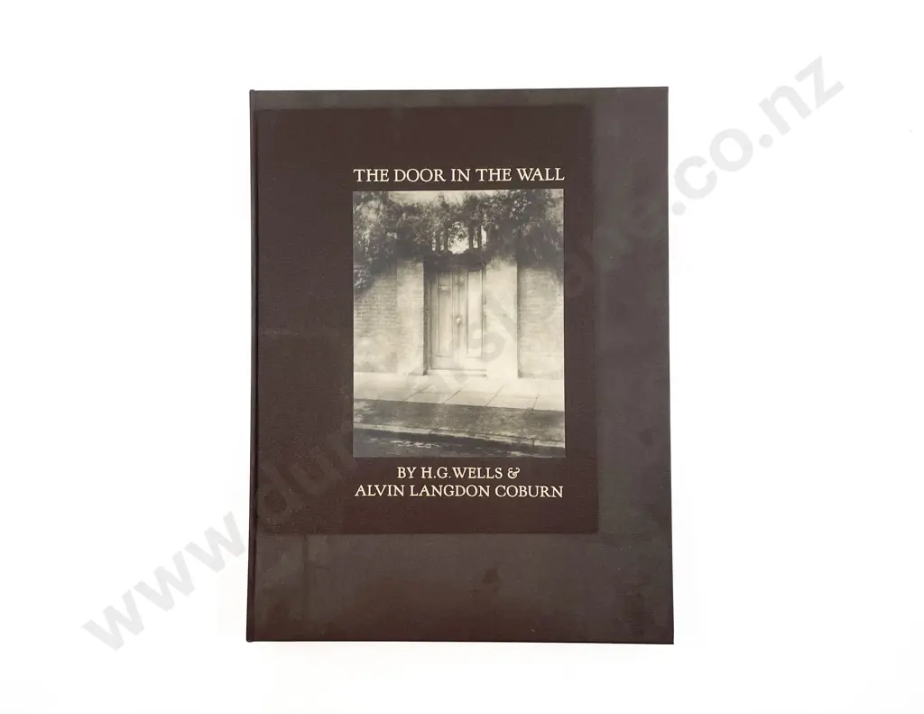 H.G. Wells & Alvin Langdon Coburn - The Door In The Wall Image 1++