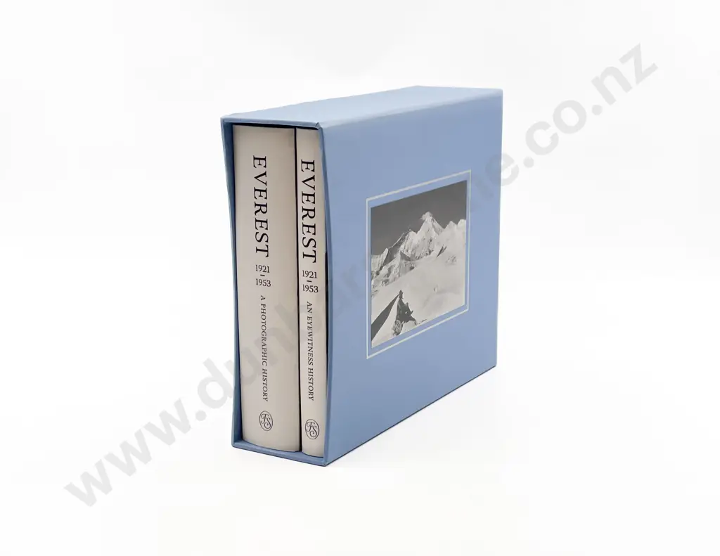 Everest (1921 - 1953) - Two Volume Boxed Set Image 1++